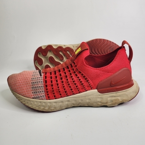 Nike Shoes Men's 9.5 React Phantom Run Flyknit 2 Traininng Sneakers - Picture 14 of 15
